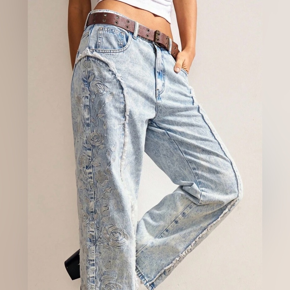 Jeans - Picture 4 of 11